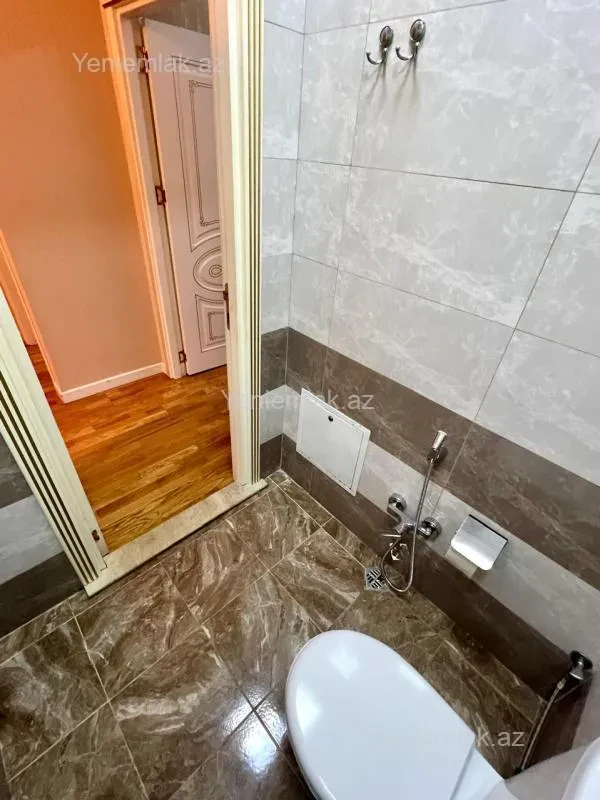 Satılır 3 otaqlı yeni tikili 98 m²