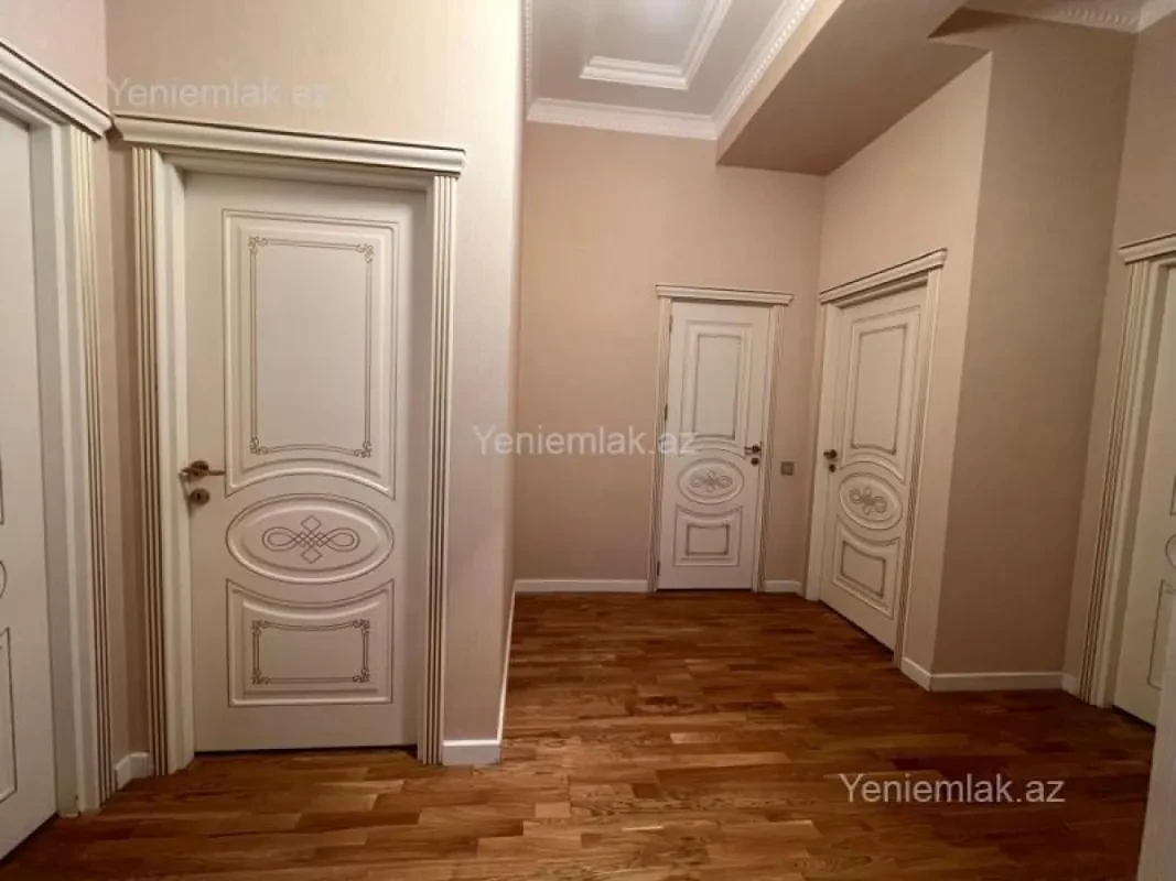 Satılır 3 otaqlı yeni tikili 98 m²