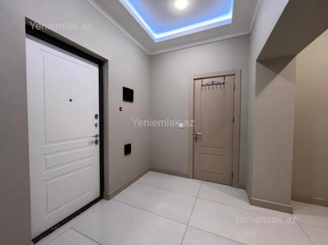Satılır 2 otaqlı yeni tikili 65 m²