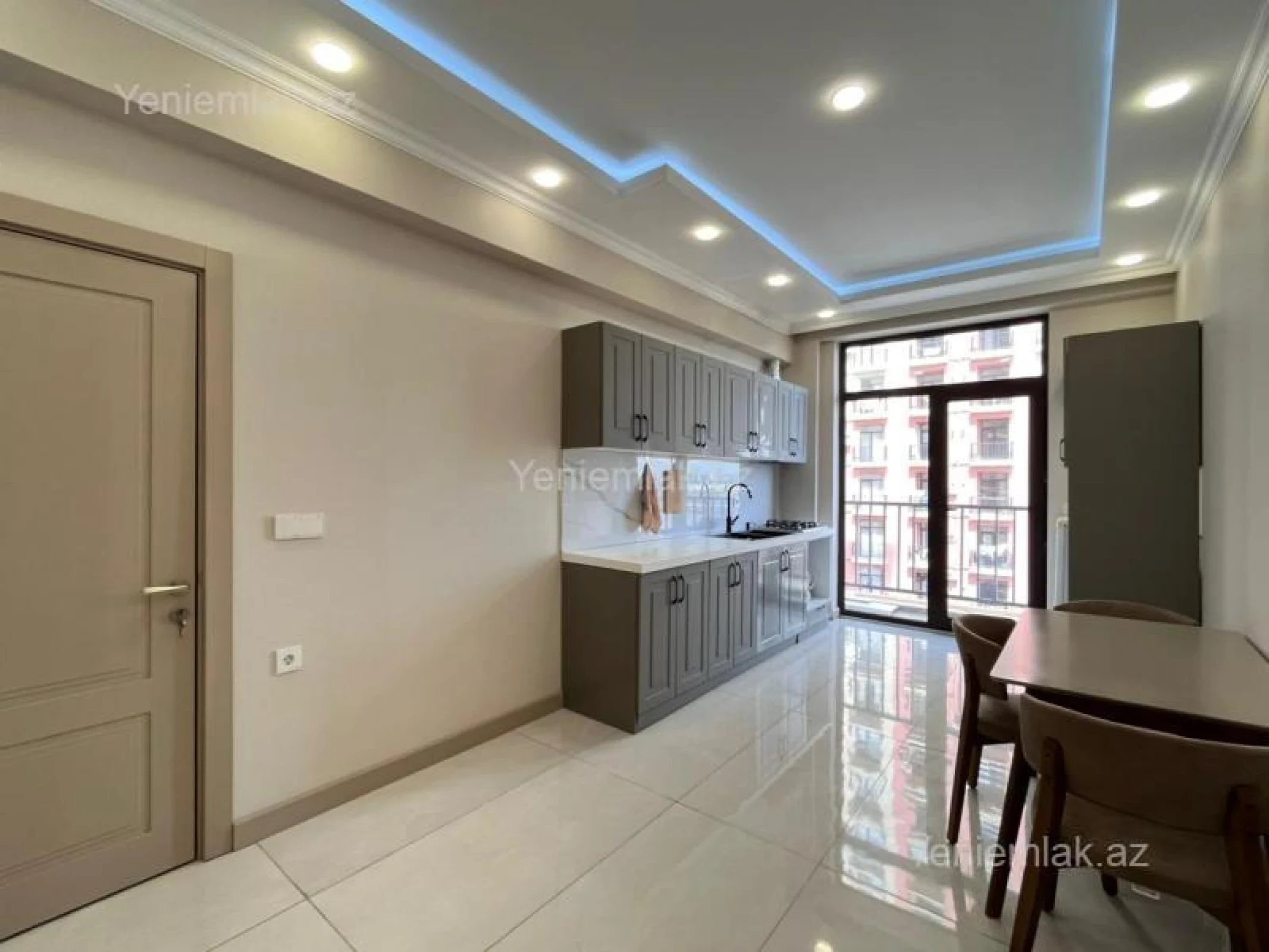 Satılır 2 otaqlı yeni tikili 65 m²