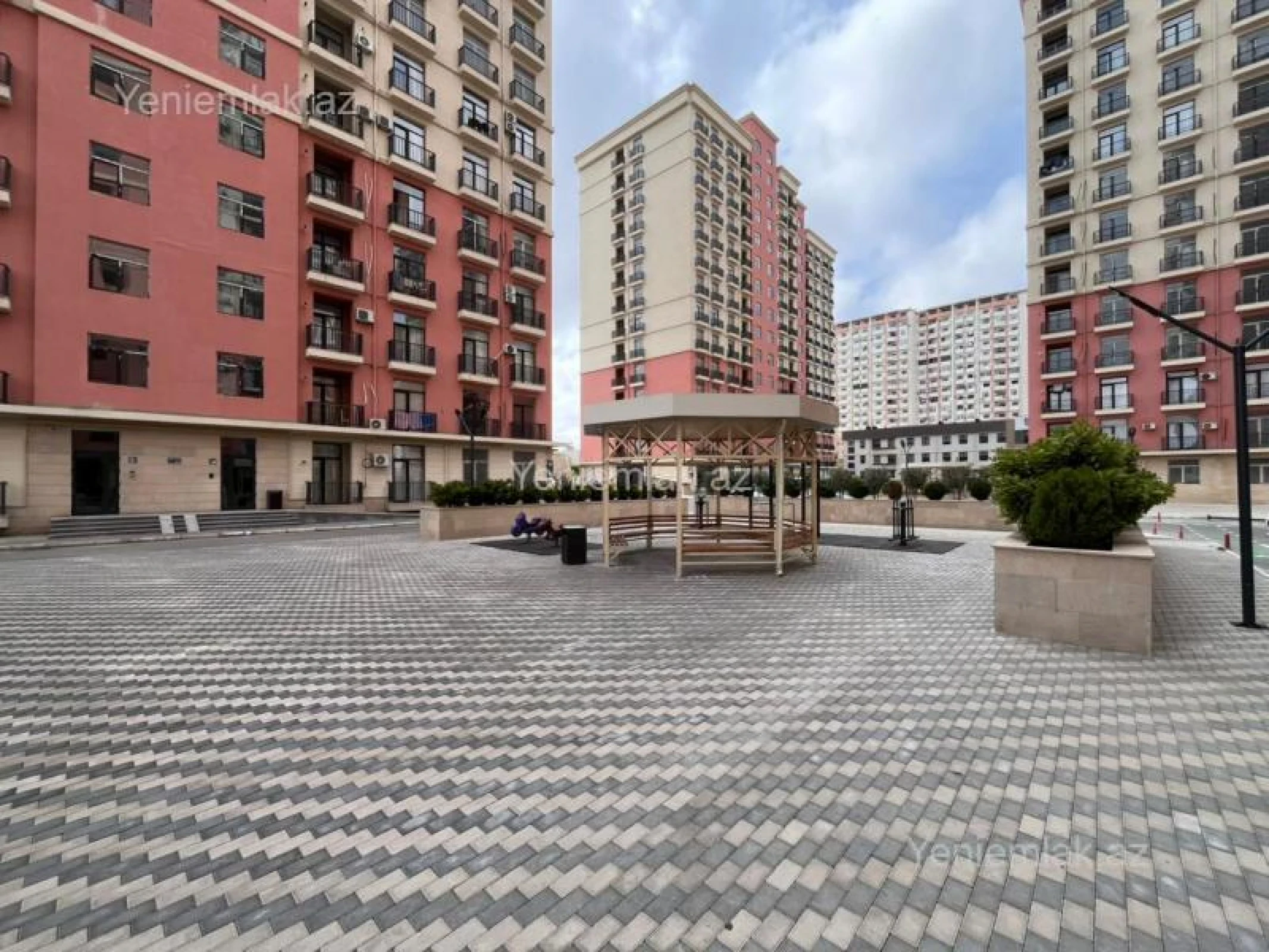 Satılır 2 otaqlı yeni tikili 65 m²