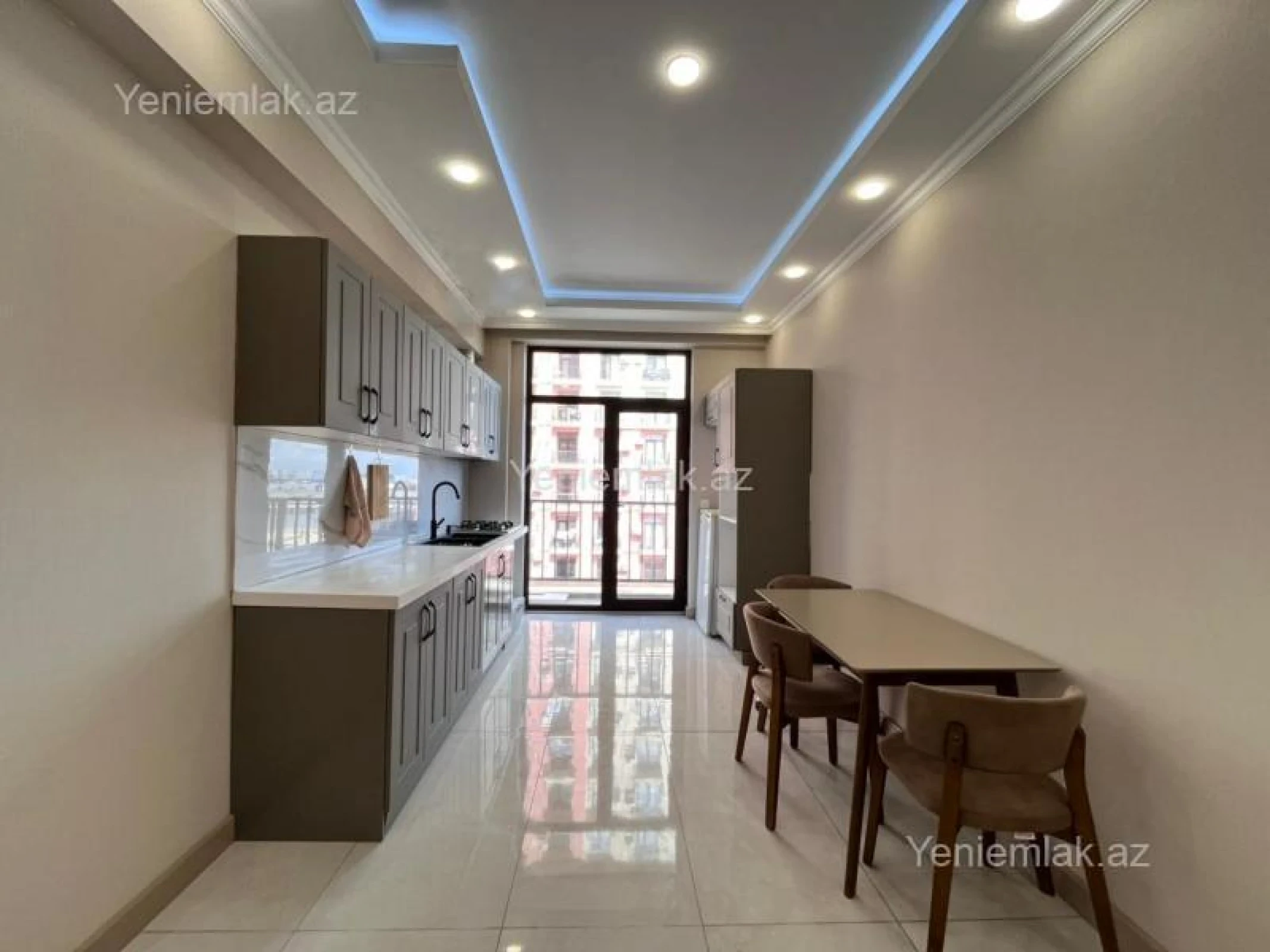 Satılır 2 otaqlı yeni tikili 65 m²