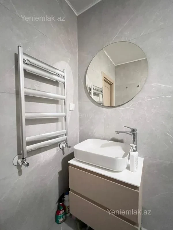 Satılır 2 otaqlı yeni tikili 65 m²