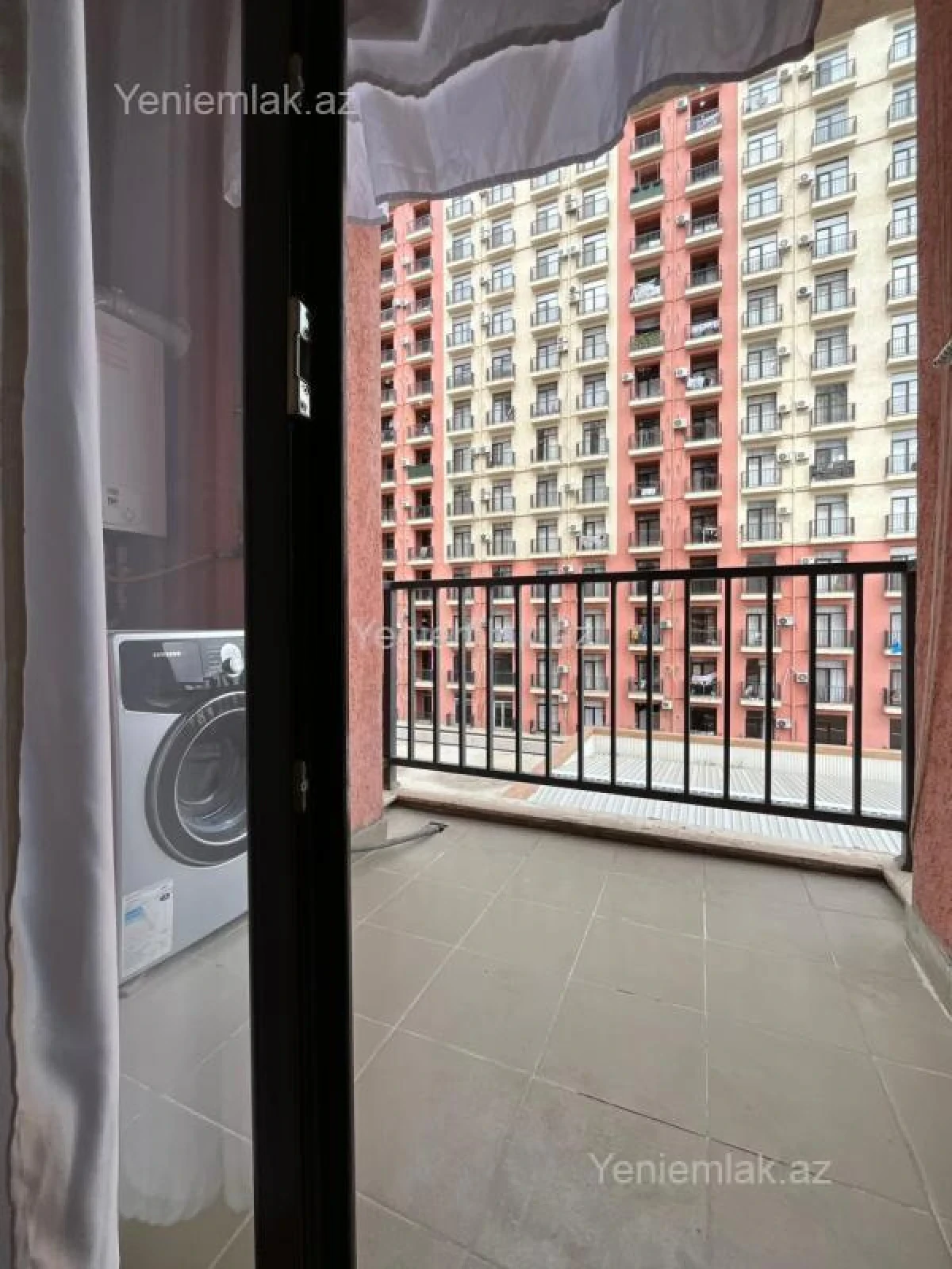 Satılır 2 otaqlı yeni tikili 65 m²