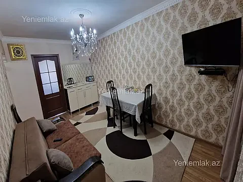 Satılır 3 otaqlı köhnə tikili 45 m²