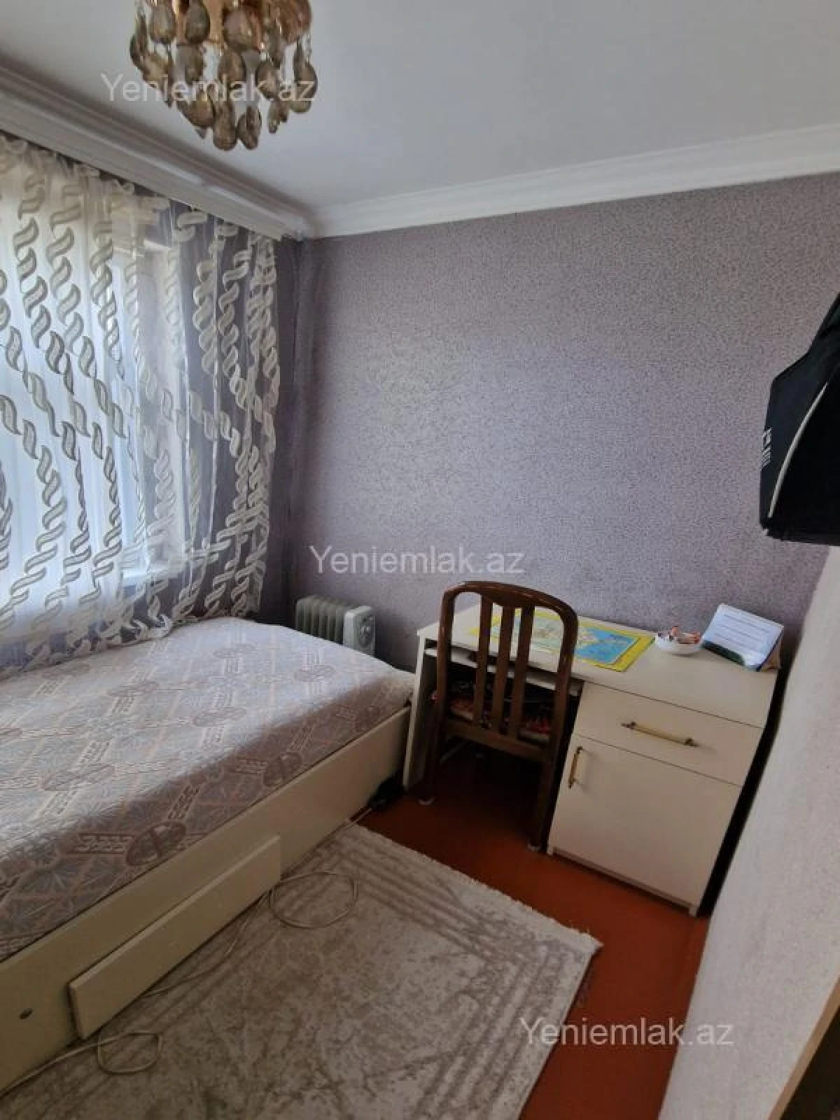Satılır 3 otaqlı köhnə tikili 45 m²