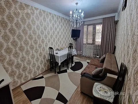 Satılır 3 otaqlı köhnə tikili 45 m² — Sumqayıt, 8-ci mikrorayon 3 otaq 45.00 m²