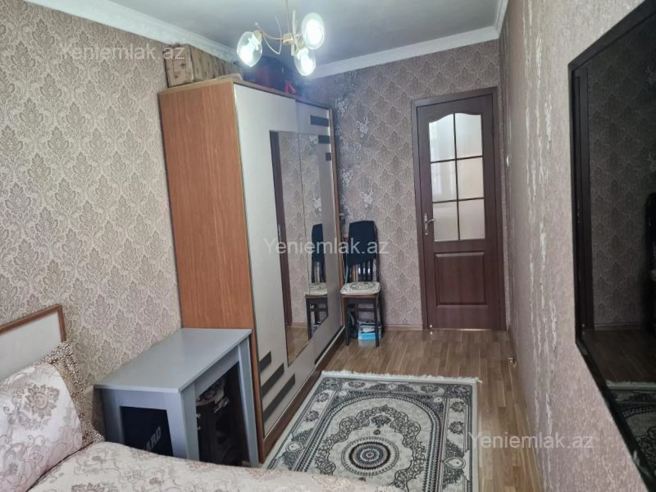 Satılır 3 otaqlı köhnə tikili 45 m²