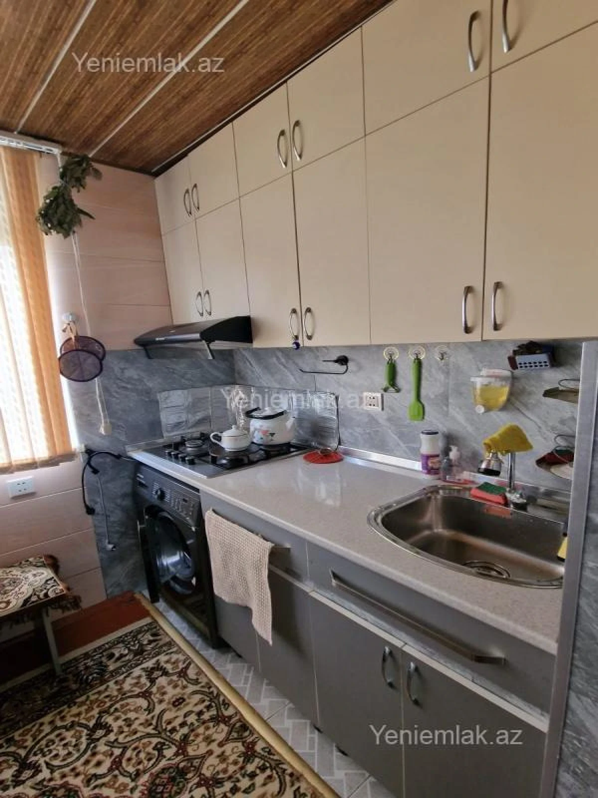 Satılır 3 otaqlı köhnə tikili 45 m²