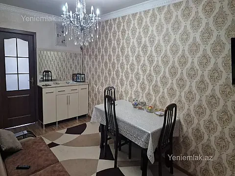 Satılır 3 otaqlı köhnə tikili 45 m²