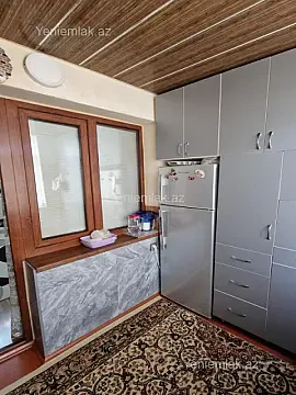 Satılır 3 otaqlı köhnə tikili 45 m²