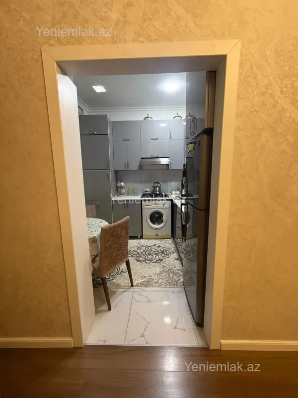 Satılır 3 otaqlı köhnə tikili 70 m²