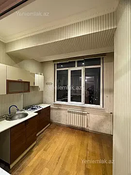 Satılır 3 otaqlı yeni tikili 80 m²
