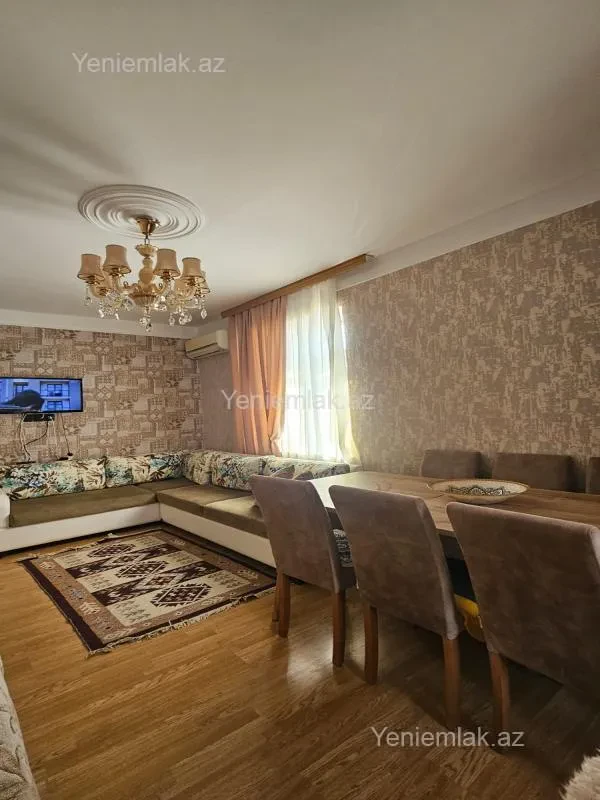 Satılır 2 otaqlı köhnə tikili 45 m²