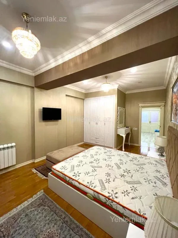 Satılır 3 otaqlı yeni tikili 110 m²