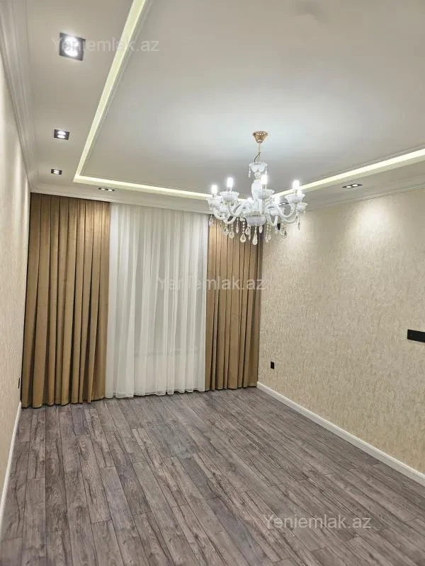 Satılır 2 otaqlı köhnə tikili 62 m²