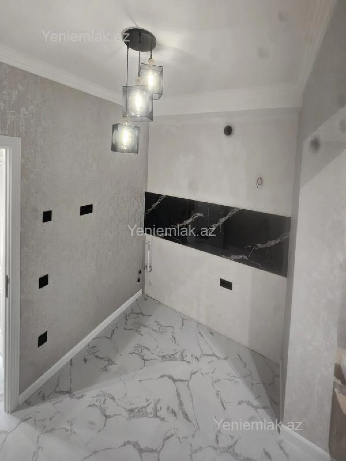 Satılır 2 otaqlı köhnə tikili 62 m²