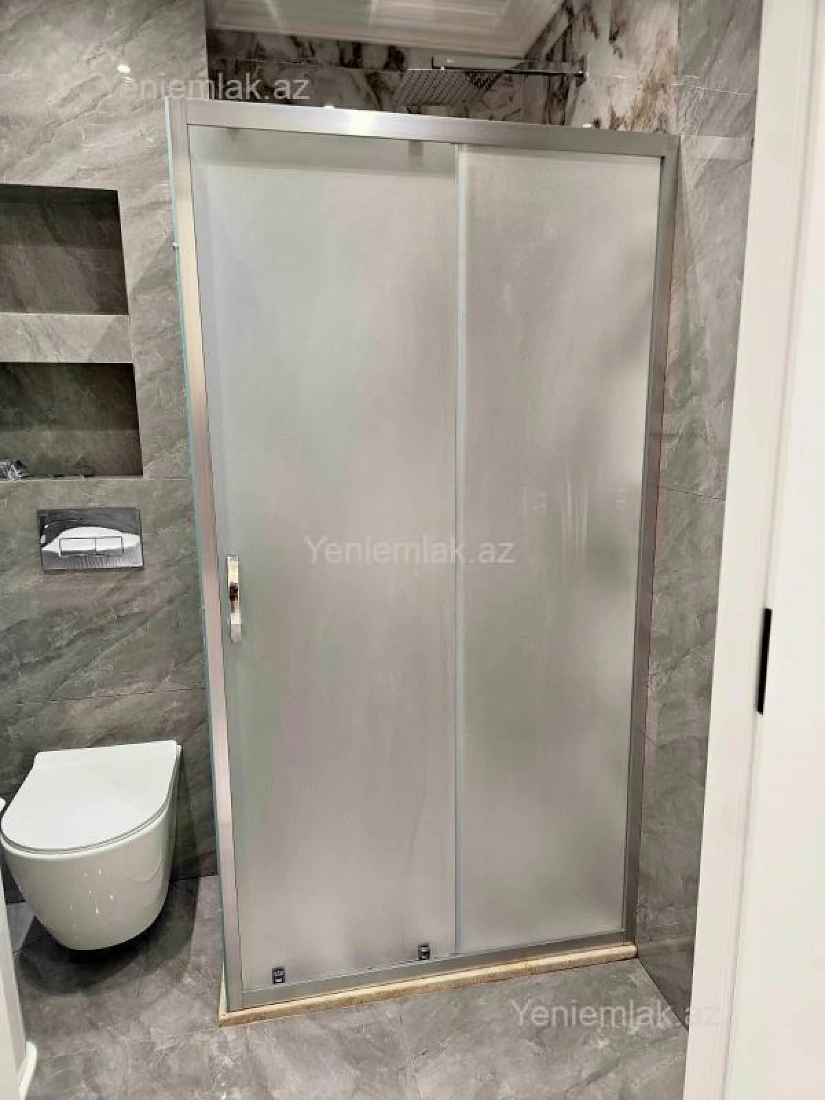 Satılır 2 otaqlı köhnə tikili 62 m²