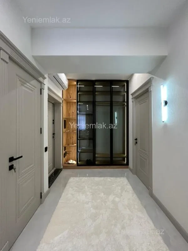 Satılır 3 otaqlı yeni tikili 90 m²