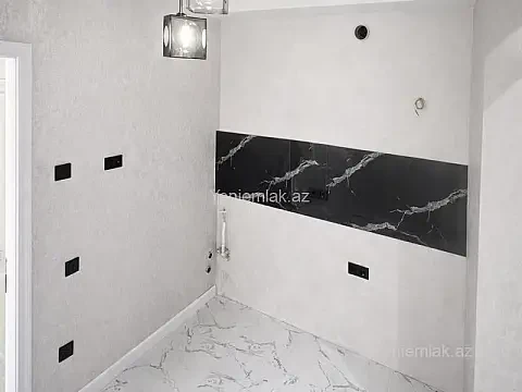 Satılır 2 otaqlı köhnə tikili 70 m²