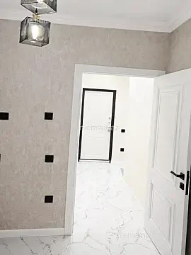 Satılır 2 otaqlı köhnə tikili 70 m²