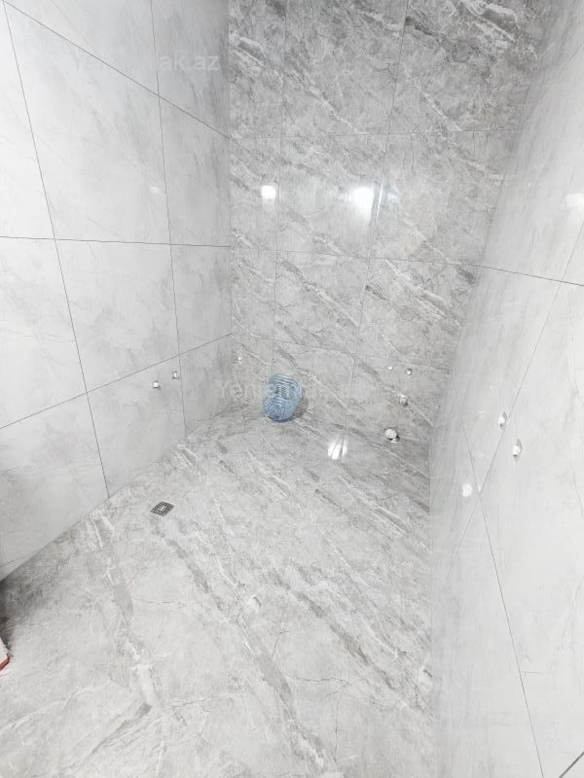 Satılır 2 otaqlı yeni tikili 58 m²