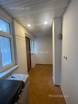 Satılır 1 otaqlı köhnə tikili 22 m²