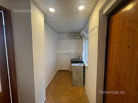 Satılır 1 otaqlı köhnə tikili 22 m²