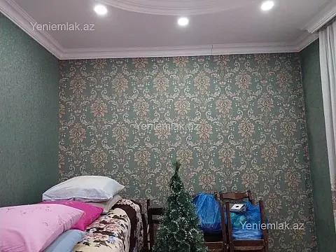 Satılır 6 otaqlı həyət evi 240 m²