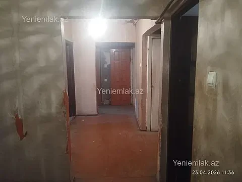 Satılır 5 otaqlı köhnə tikili 120 m²