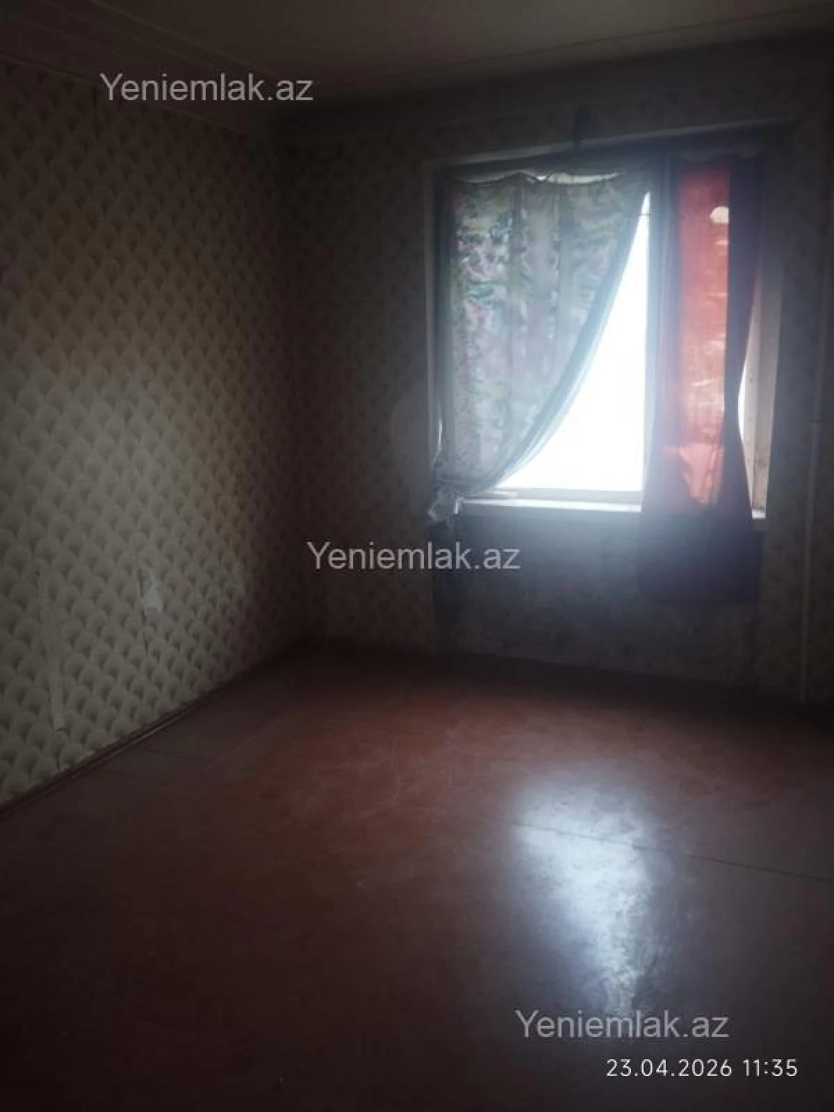 Satılır 5 otaqlı köhnə tikili 120 m²
