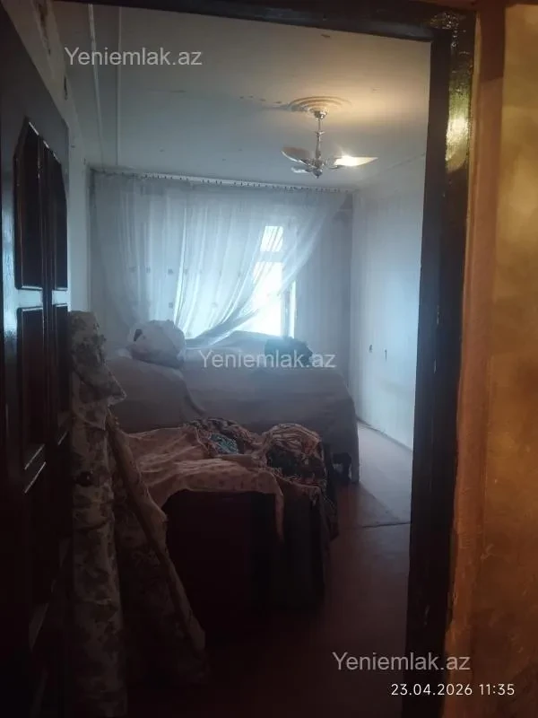 Satılır 5 otaqlı köhnə tikili 120 m²