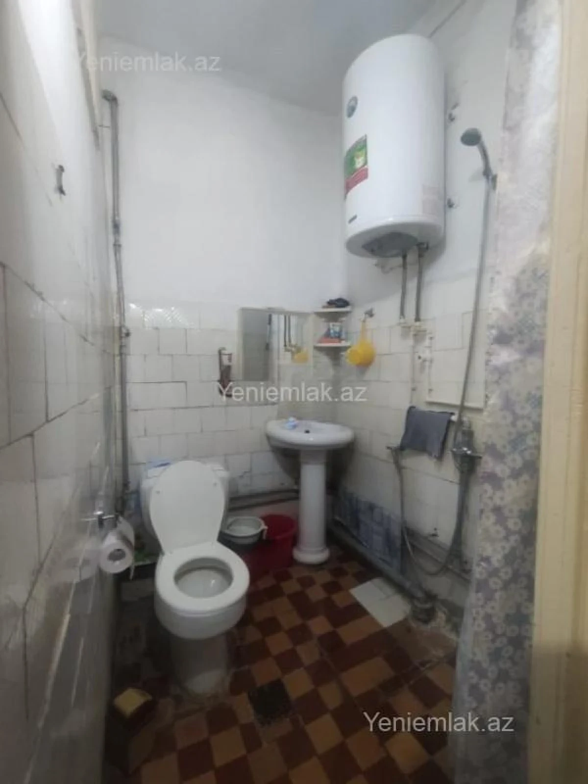 Satılır 2 otaqlı köhnə tikili 60 m²