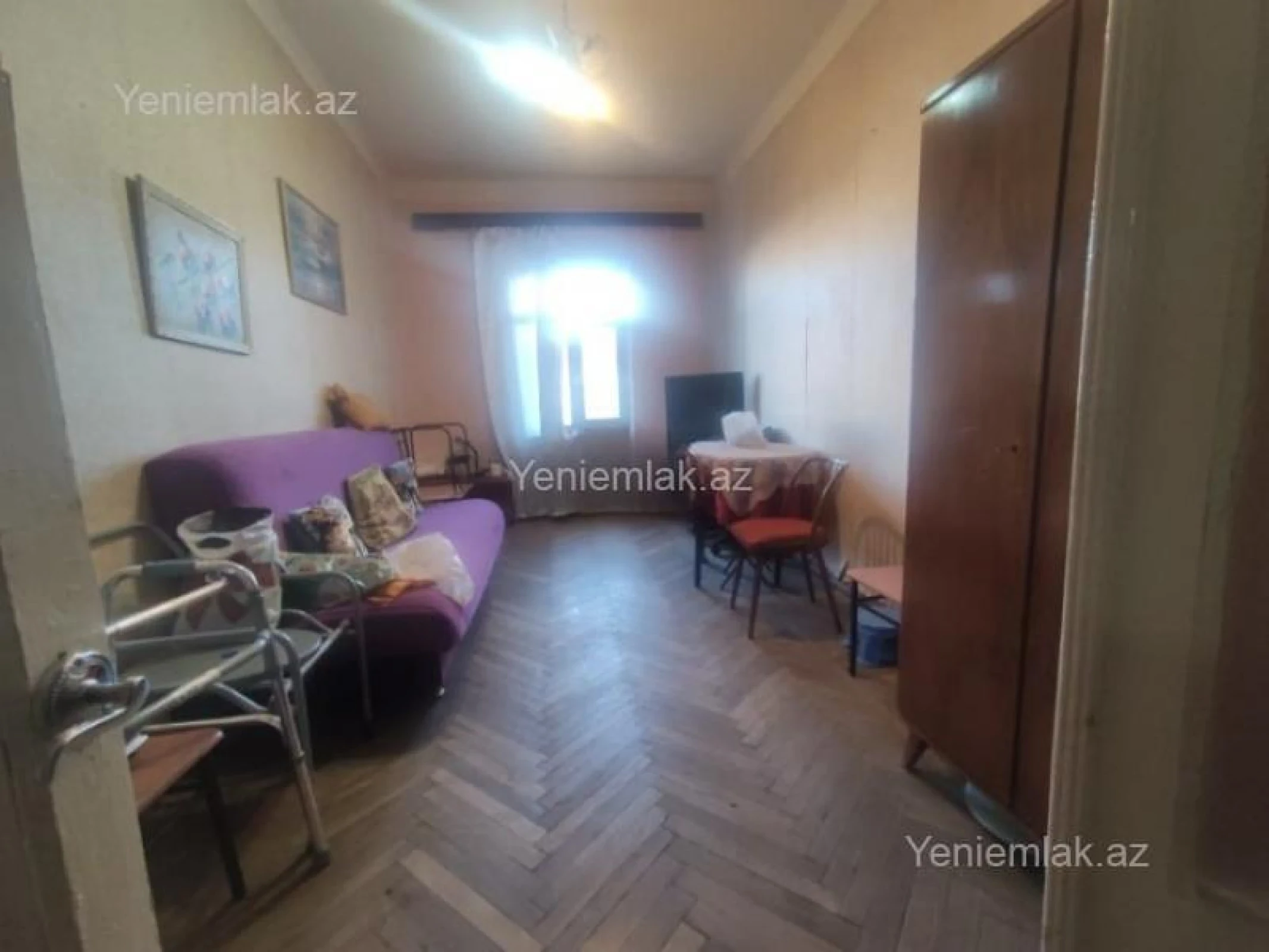 Satılır 2 otaqlı köhnə tikili 60 m²