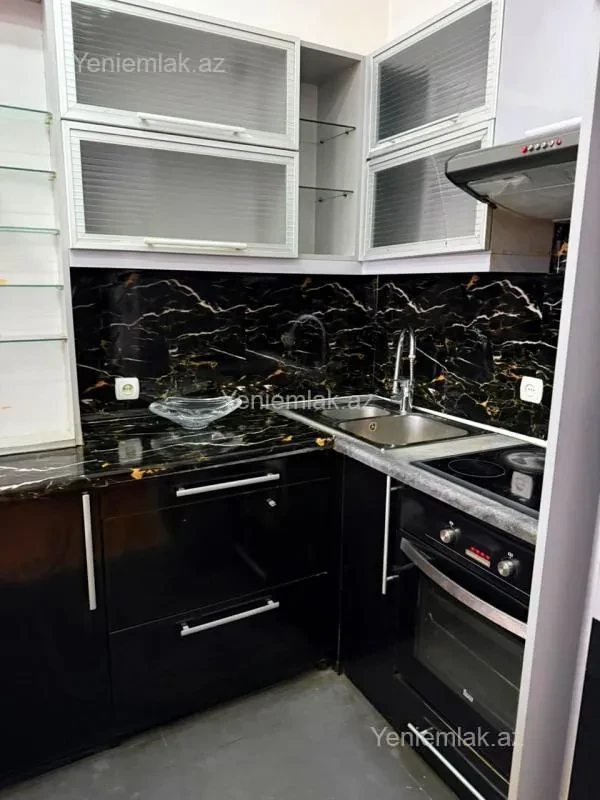 Satılır 3 otaqlı yeni tikili 70 m²