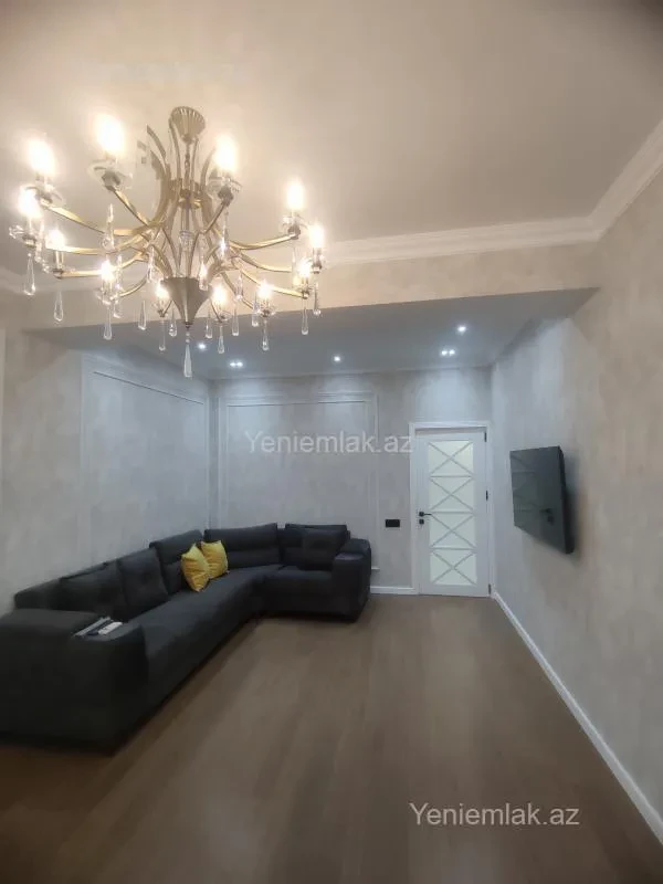 Satılır 2 otaqlı yeni tikili 80 m²