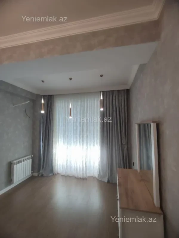 Satılır 2 otaqlı yeni tikili 80 m²