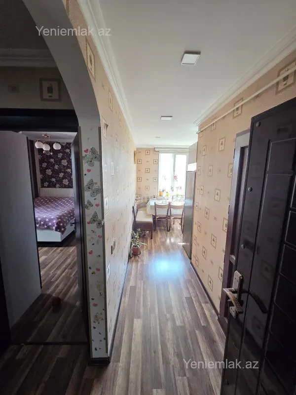 Satılır 2 otaqlı köhnə tikili 60 m²