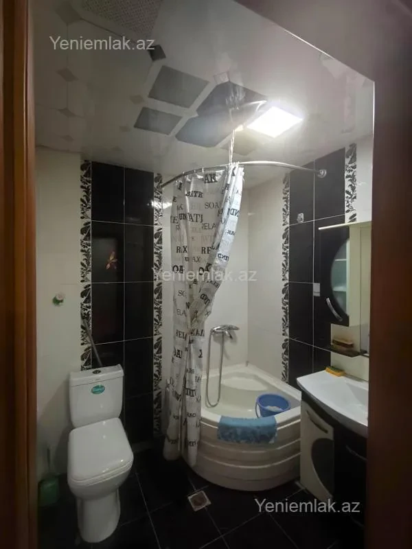 Satılır 2 otaqlı yeni tikili 62 m²