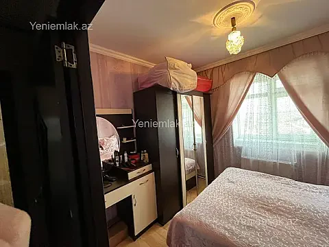 Satılır 3 otaqlı köhnə tikili 76 m²
