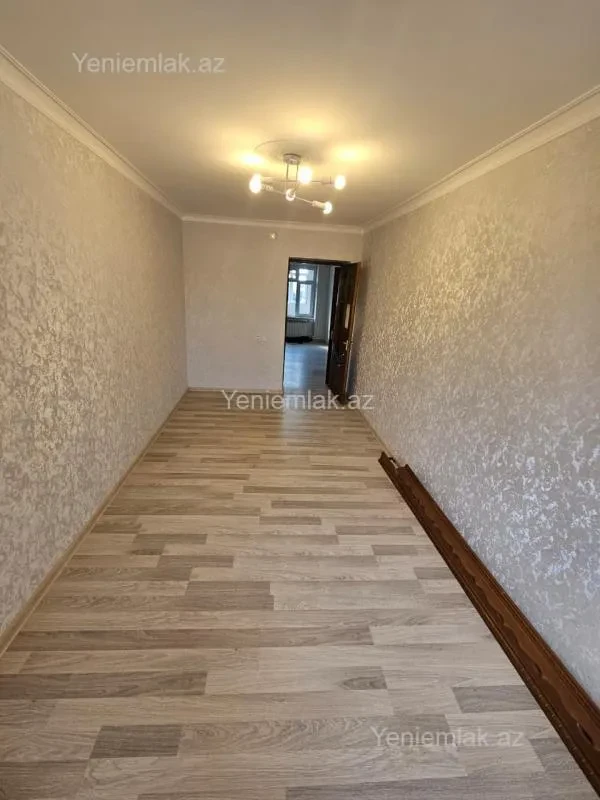 Satılır 2 otaqlı köhnə tikili 50 m²