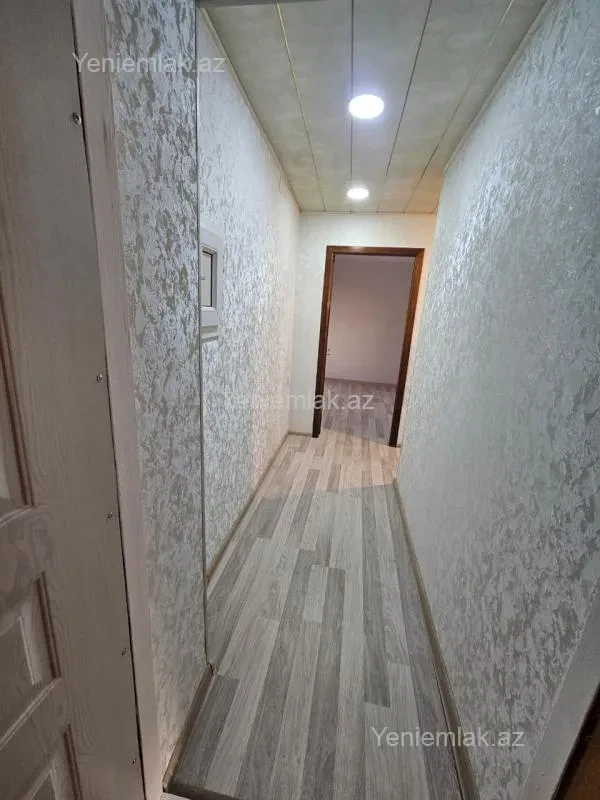 Satılır 2 otaqlı köhnə tikili 50 m²