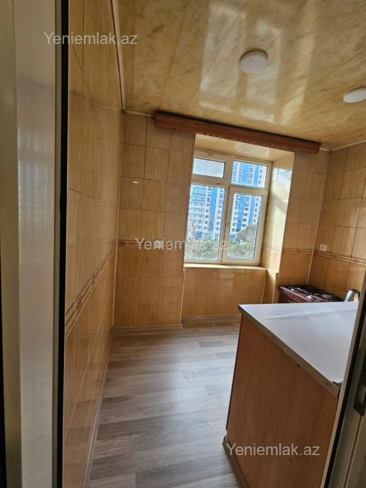 Satılır 2 otaqlı köhnə tikili 50 m²