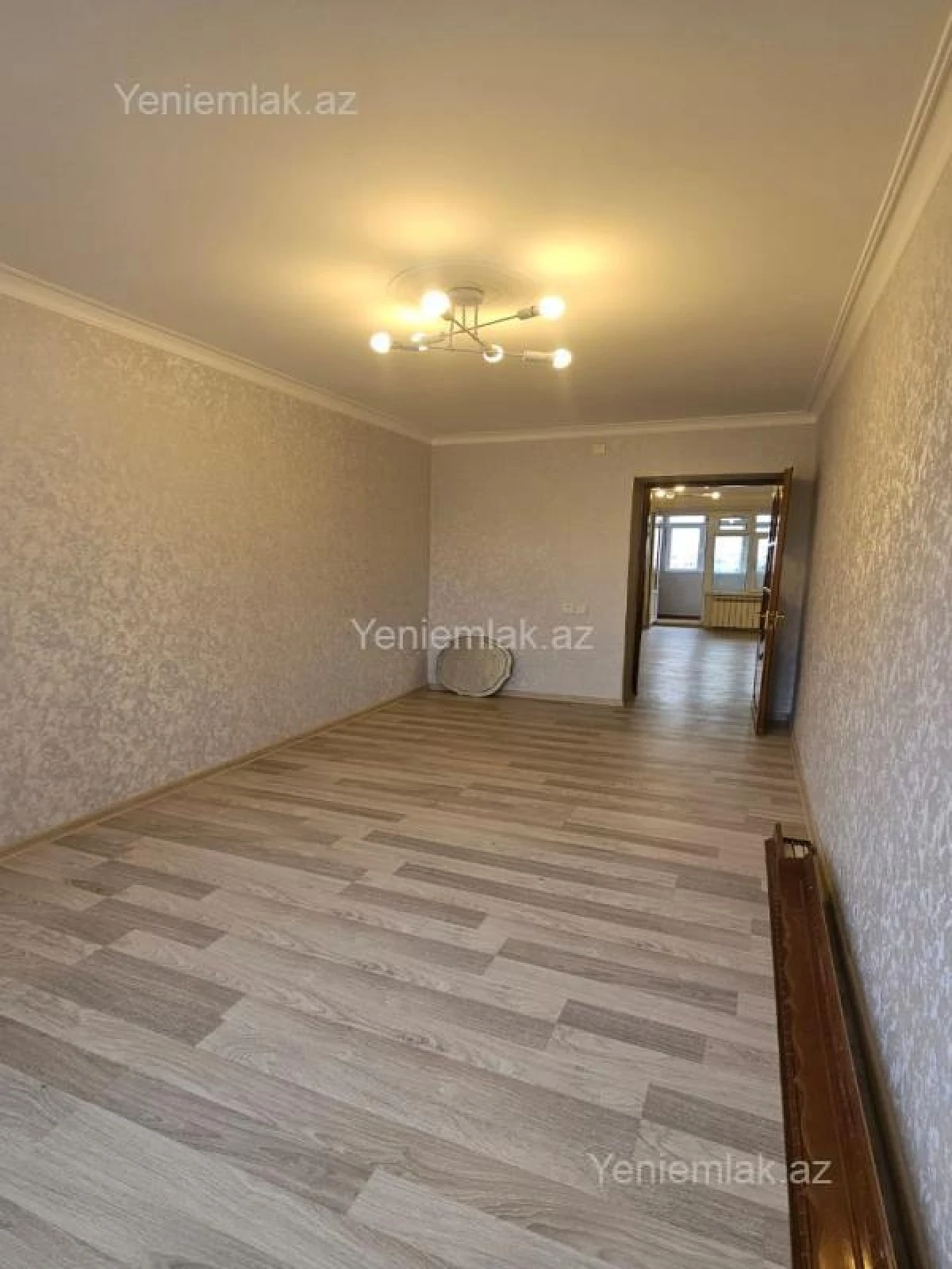 Satılır 2 otaqlı köhnə tikili 50 m²