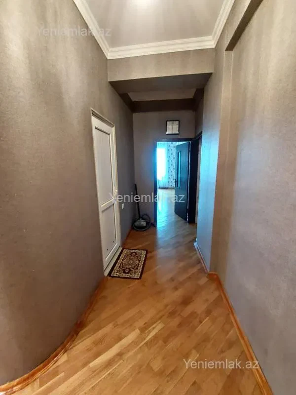 Satılır 3 otaqlı yeni tikili 130 m²