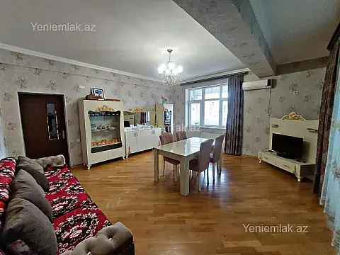 Satılır 3 otaqlı yeni tikili 130 m²