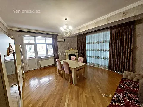 Satılır 3 otaqlı yeni tikili 130 m²