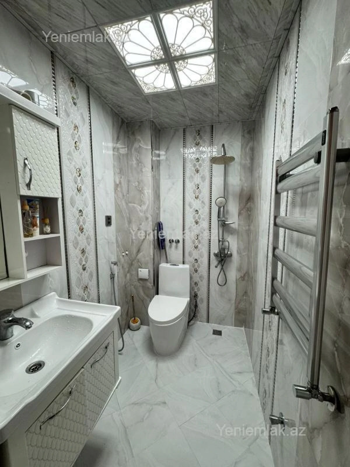 Satılır 2 otaqlı yeni tikili 50 m²