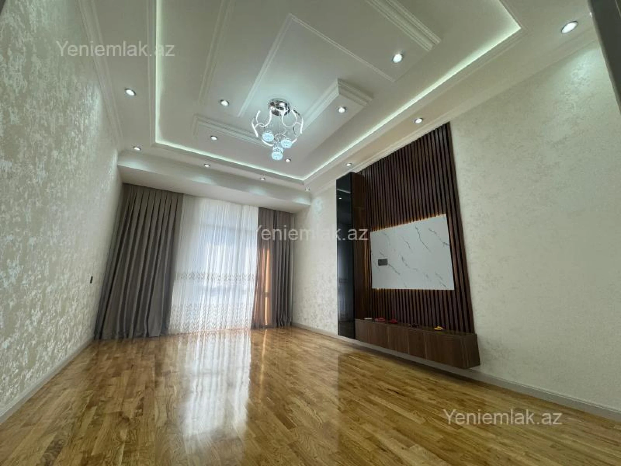 Satılır 2 otaqlı yeni tikili 92 m²