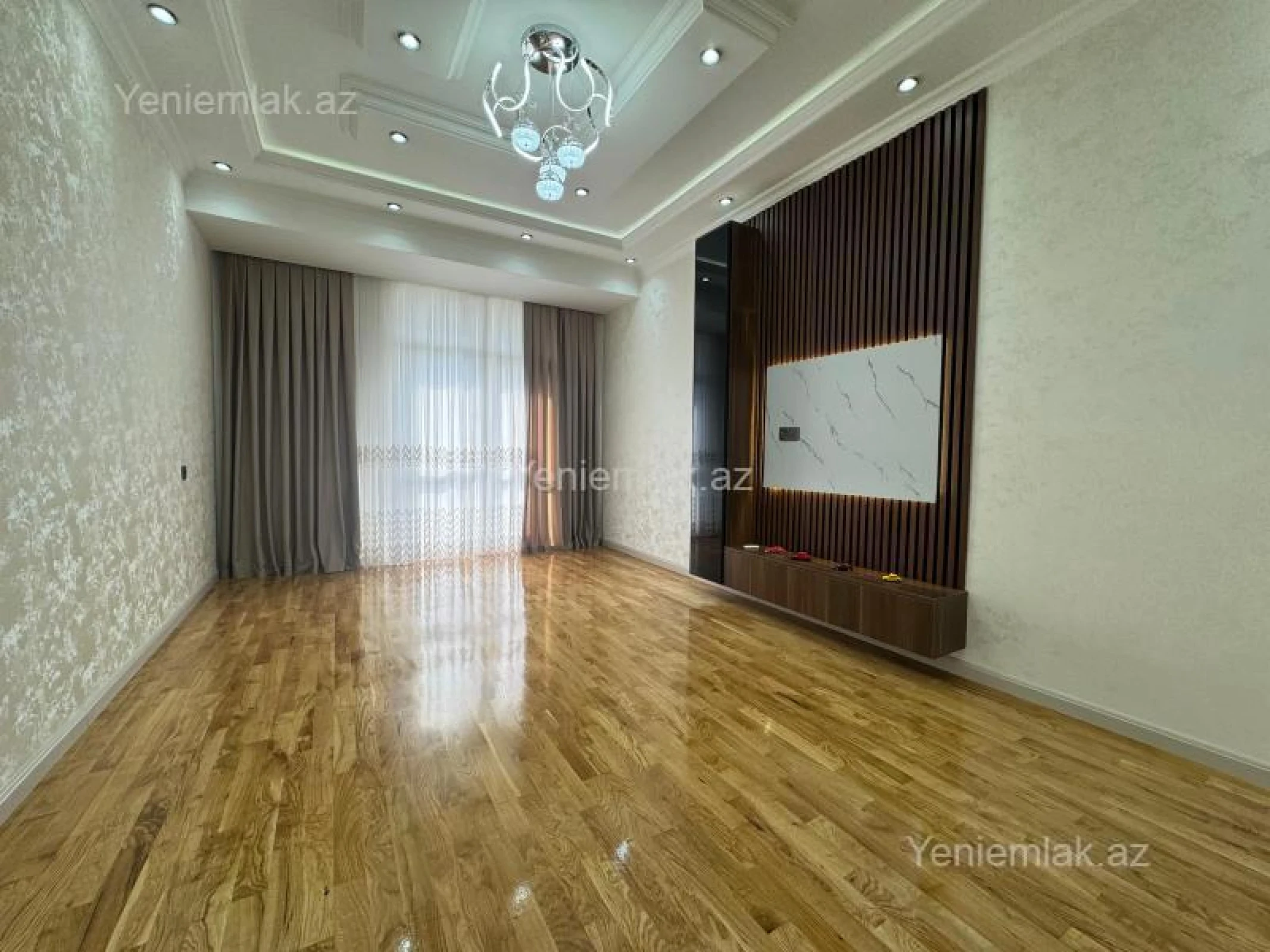 Satılır 2 otaqlı yeni tikili 92 m²
